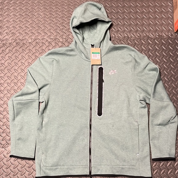 Nike Other - Nike Sportswear Tech Fleece Hoodie Bicoastal Green/Heather DR9150-361 Men's XL